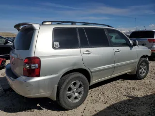 2004 Toyota Highlander with VIN JTEEP21A740038833, listed as a Copart auction lot 47662575 with 0 mi miles and Salvage Title. Bid and sale history available at carsss.com. Image 3.