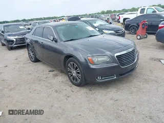 2014 Chrysler 300 S with VIN 2C3CCAGG5EH201509, listed as a IAAI auction lot 42292680 with 162,674 mi miles and . Bid and sale history available at DreamBid. Image 1.