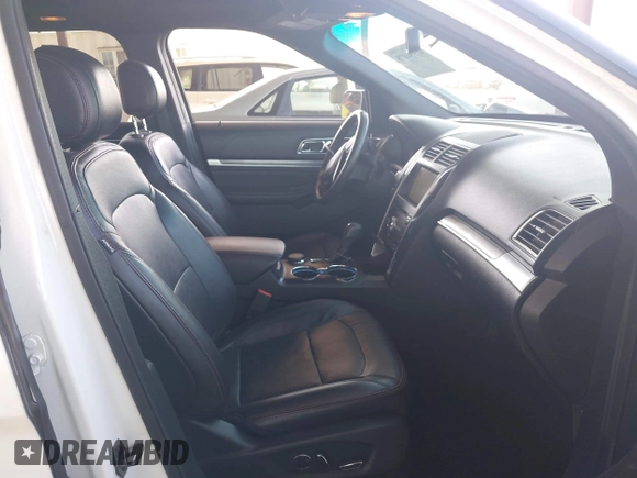 2016 Ford Explorer Sport with VIN 1FM5K8GT4GGB87268, listed as a IAAI auction lot 41894078 with 140,877 mi miles and . Bid and sale history available at carsss.com. Image 5.