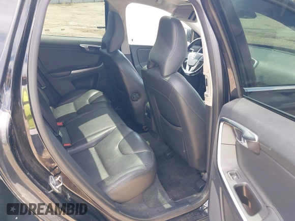 2015 Volvo XC60 T5 Drive-E Premier с VIN YV440MDB0F2598184, выставлен на аукционе IAAI как лот 42415280 с пробегом 118 160 миль миль и . История ставок и продаж доступна на DreamBid. Изображение 8.