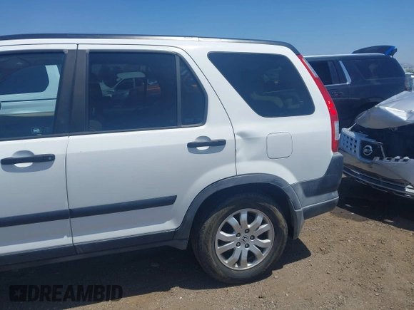 2005 Honda CR-V EX with VIN JHLRD78865C057150, listed as a IAAI auction lot 42148093 with 179,119 mi miles. Bid and sale history available at carsss.com. Image 6.