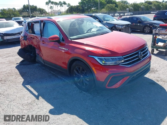 2024 Volkswagen Tiguan SE with VIN 3VVNB7AX5RM061571, listed as a IAAI auction lot 41837016 with 4,969 mi miles and . Bid and sale history available at DreamBid. Image 1.