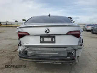 2023 Volkswagen Jetta Sport z VIN 3VWBM7BU8PM055306, wystawiony jako Copart lot #50166215 z przebiegiem 16 894 mil mil oraz Szkoda całkowita • Salvage title. Historia ofert i sprzedaży dostępna na DreamBid. Obrazek 6.