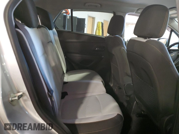 2020 Chevrolet Trax LS with VIN 3GNCJKSB9LL218067, listed as a Copart auction lot 63389735 with 32,555 mi miles and Salvage title. Bid and sale history available at DreamBid. Image 11.