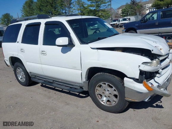 2003 Chevrolet Tahoe Z71 with VIN 1GNEK13Z63R228530, listed as a IAAI auction lot 41996750 with 220,916 mi miles. Bid and sale history available at carsss.com. Image 1.