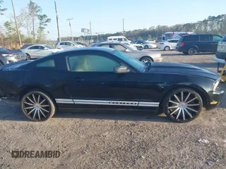 2011 Ford Mustang V6 with VIN 1ZVBP8AM6B5160195, listed as a IAAI auction lot 41803594 with 146,244 mi miles and . Bid and sale history available at carsss.com. Image 13.