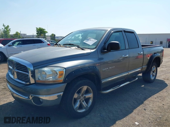 2006 Dodge 1500 SLT z VIN 1D7HU18246J168221, wystawiony jako IAAI lot #42462325 z przebiegiem 195 754 mil mil oraz . Historia ofert i sprzedaży dostępna na DreamBid. Obrazek 2.