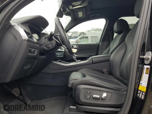 2022 BMW X5 xDrive40i z VIN 5UXCR6C09N9K80780, wystawiony jako Copart lot #59870825 z przebiegiem 50 347 mil mil oraz Szkoda całkowita • Salvage title. Historia ofert i sprzedaży dostępna na DreamBid. Obrazek 7.