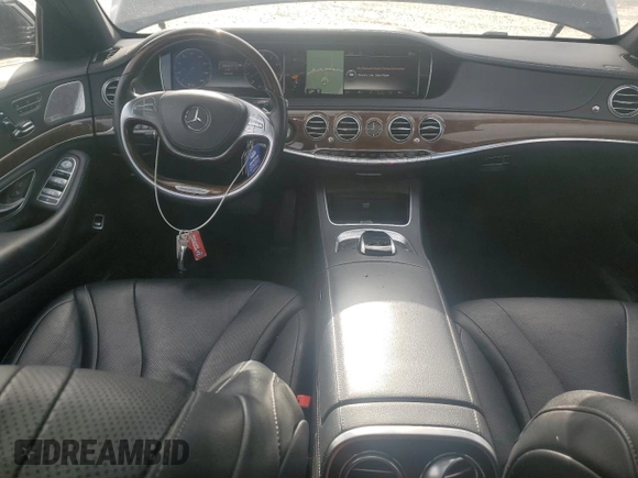 2015 Mercedes-Benz S 550 z VIN WDDUG8FB8FA158390, wystawiony jako Copart lot #56167545 z przebiegiem 124 243 mil mil oraz Szkoda całkowita • Salvage title. Historia ofert i sprzedaży dostępna na DreamBid. Obrazek 8.
