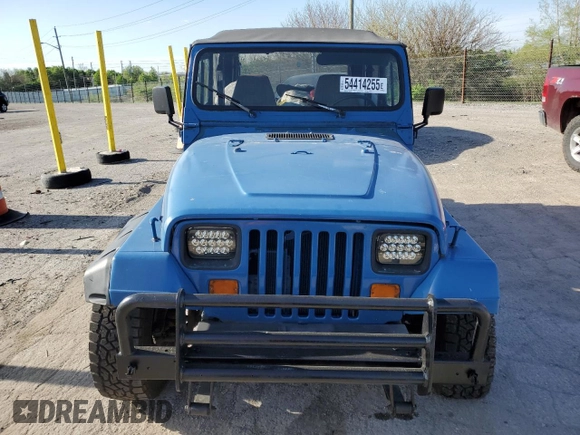 1995 Jeep Wrangler S z VIN 1J4FY19P8SP300768, wystawiony jako Copart lot #54414255 z przebiegiem 199 044 mil mil oraz Szkoda całkowita • Salvage title. Historia ofert i sprzedaży dostępna na DreamBid. Obrazek 5.