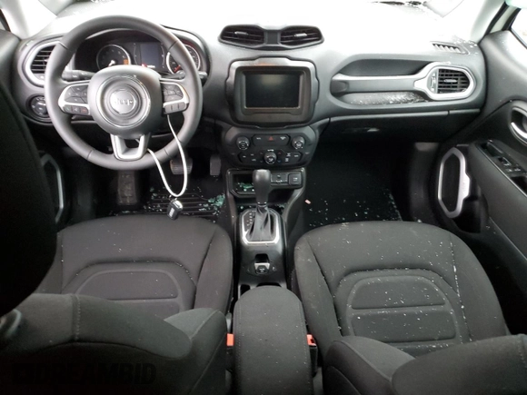 2020 Jeep Renegade Latitude with VIN ZACNJABB9LPL91894, listed as a Copart auction lot 52179294 with 31,227 mi miles and Salvage title. Bid and sale history available at DreamBid. Image 8.