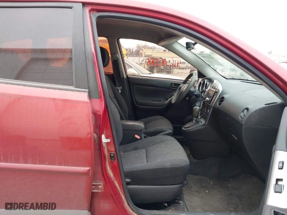 2008 Pontiac Vibe with VIN 5Y2SL65858Z411063, listed as a IAAI auction lot 41658388 with 166,874 mi miles. Bid and sale history available at carsss.com. Image 5.