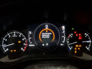2019 Mazda 3 Preferred z VIN JM1BPAMM6K1119028, wystawiony jako Copart lot #57424145 z przebiegiem 76 654 mil mil oraz Szkoda całkowita • Salvage title. Historia ofert i sprzedaży dostępna na DreamBid. Obrazek 9.