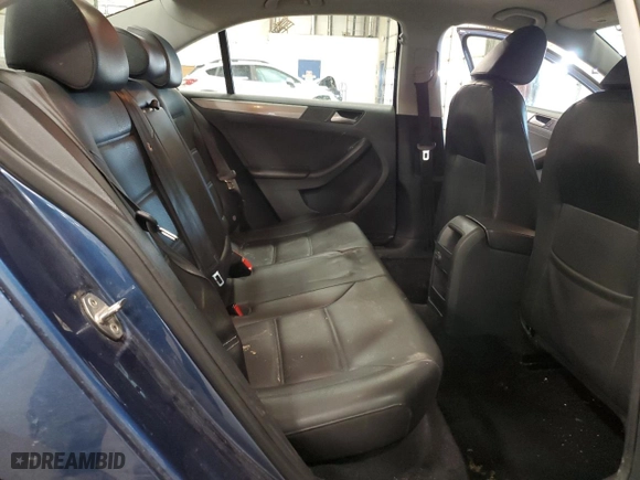 2018 Volkswagen Jetta 1.4T SE with VIN 3VWDB7AJ6JM233243, listed as a Copart auction lot 47759535 with 76,781 mi miles and Salvage Title. Bid and sale history available at carsss.com. Image 10.
