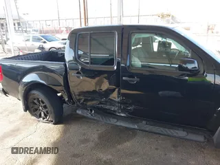 2020 Nissan Frontier SV z VIN 1N6ED0EA6LN724744, wystawiony jako IAAI lot #41879935 z przebiegiem 51 376 mil mil oraz . Historia ofert i sprzedaży dostępna na DreamBid. Obrazek 6.