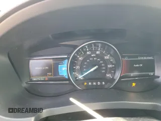 2019 Ford Explorer XLT с VIN 1FM5K8DH0KGA51826, выставлен на аукционе Copart как лот 52553815 с пробегом 98 279 миль миль и Списание • Salvage title. История ставок и продаж доступна на DreamBid. Изображение 9.