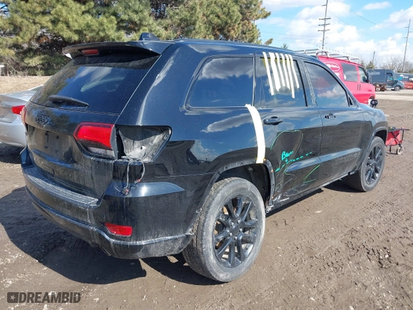 2018 Jeep Grand Cherokee Laredo E with VIN 1C4RJFAG8JC453706, listed as a IAAI auction lot 41688655 with 116,965 mi miles. Bid and sale history available at carsss.com. Image 4.