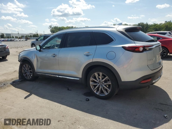 2020 Mazda CX-9 Grand Touring z VIN JM3TCADY1L0408805, wystawiony jako Copart lot #57993725 z przebiegiem 118 424 mil mil oraz Nie do naprawy • Non repairable. Historia ofert i sprzedaży dostępna na DreamBid. Obrazek 2.