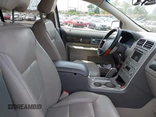 2007 Lincoln MKX with VIN 2LMDU68C77BJ15873, listed as a IAAI auction lot 42321790 with 293,869 mi miles and . Bid and sale history available at DreamBid. Image 5.