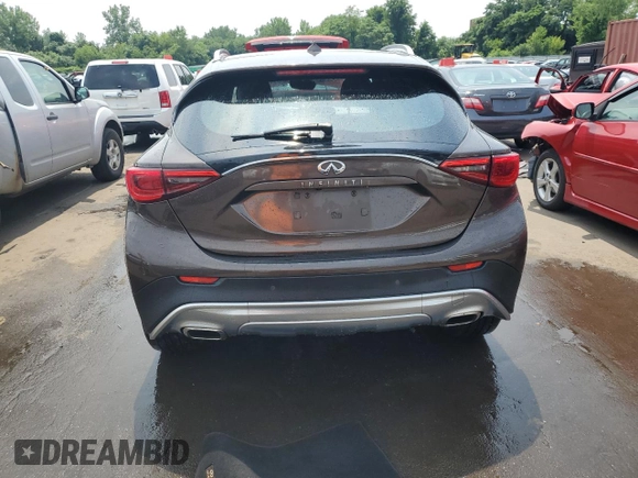 2018 Infiniti QX30 Premium with VIN SJKCH5CR3JA041812, listed as a Copart auction lot 61630184 with 97,144 mi miles and Salvage Title. Bid and sale history available at carsss.com. Image 6.