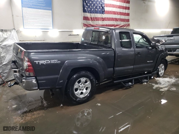 2013 Toyota Tacoma with VIN 5TFUU4EN5DX049953, listed as a Copart auction lot 49787935 with 115,119 mi miles and Salvage Title. Bid and sale history available at carsss.com. Image 3.