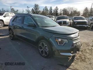 2024 Kia Niro EX Touring with VIN KNDCR3LE7R5122334, listed as a Copart auction lot 88068165 with 11,738 mi miles and Salvage Title. Bid and sale history available at carsss.com. Image 4.