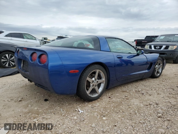 2002 Chevrolet Corvette with VIN 1G1YY22G825117812, listed as a Copart auction lot 82476834 with 86,521 mi miles and Salvage Title. Bid and sale history available at carsss.com. Image 3.