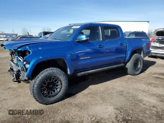 2017 Toyota Tacoma SR5 z VIN 5TFCZ5AN0HX116148, wystawiony jako Copart lot #52938035 z przebiegiem 111 284 mil mil oraz Szkoda całkowita • Salvage title. Historia ofert i sprzedaży dostępna na DreamBid. Obrazek 1.