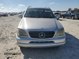 2000 Mercedes-Benz M-Class with VIN 4JGAB54E3YA158805, listed as a Copart auction lot 78047374 with 234,568 mi miles and Salvage Title. Bid and sale history available at carsss.com. Image 5.
