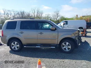 2011 Honda Pilot EX-L with VIN 5FNYF4H53BB063509, listed as a IAAI auction lot 41949079 with 173,580 mi miles. Bid and sale history available at carsss.com. Image 14.