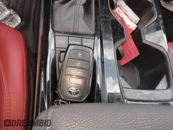 2025 Toyota Camry LE с VIN 4T1DBADK6SU517338, выставлен на аукционе IAAI как лот 42006121 с пробегом 13 200 миль миль и . История ставок и продаж доступна на DreamBid. Изображение 11.