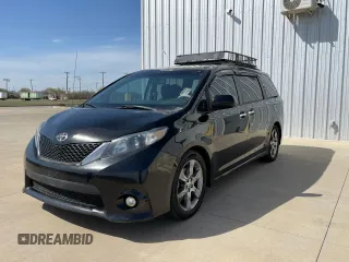 2014 Toyota Sienna SE with VIN 5TDXK3DC3ES441544, listed as a Copart auction lot 50452775 with 230,704 mi miles and Clean Title. Bid and sale history available at DreamBid. Image 2.