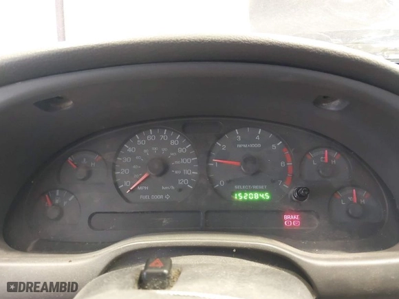 2001 Ford Mustang Standard with VIN 1FAFP40441F231441, listed as a IAAI auction lot 41973346 with 152,084 mi miles. Bid and sale history available at carsss.com. Image 7.
