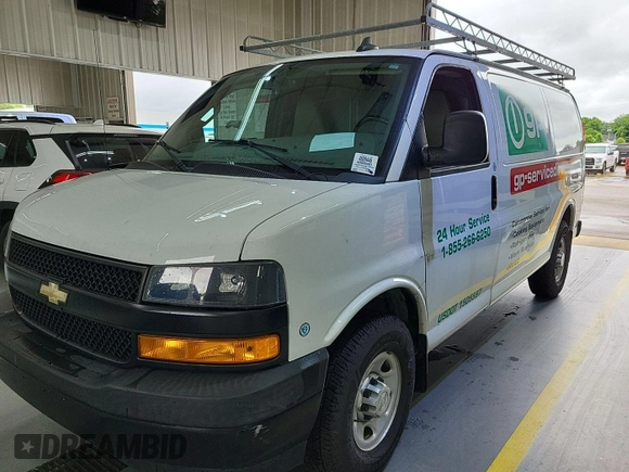 2019 Chevrolet Express Cargo with VIN 1GCWGAFPXK1368408, listed as a IAAI auction lot 42682889 with 154,668 mi miles and . Bid and sale history available at DreamBid. Image 5.