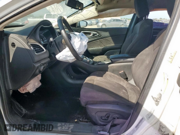 2015 Chrysler 200 Limited with VIN 1C3CCCAB1FN692324, listed as a Copart auction lot 61911005 with 165,181 mi miles and Salvage title. Bid and sale history available at DreamBid. Image 7.