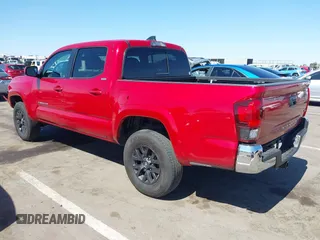 2022 Toyota Tacoma SR5 with VIN 3TMAZ5CN5NM194494, listed as a IAAI auction lot 42555021 with 20,915 mi miles and . Bid and sale history available at DreamBid. Image 3.