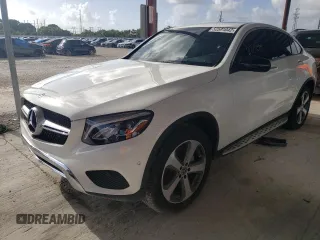 2019 Mercedes-Benz GLC with VIN WDC0J4KB1KF565029, listed as a Copart auction lot 52591042 with 22,588 mi miles. Bid and sale history available at carsss.com. Image 2.