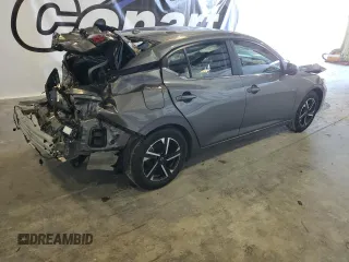 2024 Nissan Sentra SV z VIN 3N1AB8CV0RY365790, wystawiony jako Copart lot #84569394 z przebiegiem 6 808 mil mil oraz Nie do naprawy • Non repairable. Historia ofert i sprzedaży dostępna na DreamBid. Obrazek 3.
