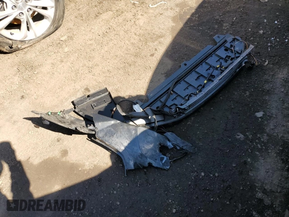 2015 Volvo S80 с VIN YV1902MK5F1191300, выставлен на аукционе Copart как лот 49649725 с пробегом 84 822 миль миль и Списание • Salvage title. История ставок и продаж доступна на DreamBid. Изображение 12.