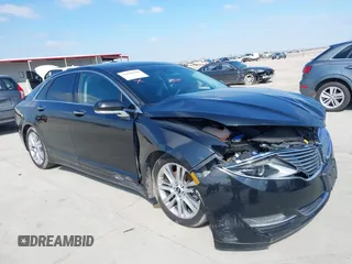 2014 Lincoln MKZ z VIN 3LN6L2JK2ER819415, wystawiony jako IAAI lot #41620246 z przebiegiem 103 658 mil mil oraz . Historia ofert i sprzedaży dostępna na DreamBid. Obrazek 1.