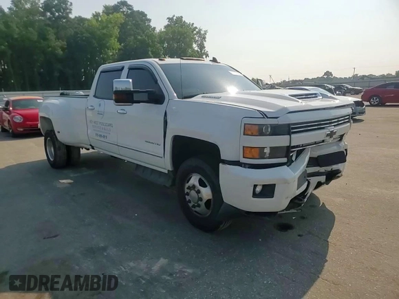 2019 Chevrolet Silverado 3500HD LT with VIN 1GC4KWCY3KF228879, listed as a Copart auction lot 61737005 with 162,401 mi miles and Salvage title. Bid and sale history available at DreamBid. Image 13.