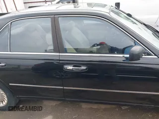 1999 Infiniti Q45 z VIN JNKBY31A3XM602466, wystawiony jako IAAI lot #41721377 z przebiegiem 113 158 mil mil oraz . Historia ofert i sprzedaży dostępna na DreamBid. Obrazek 13.