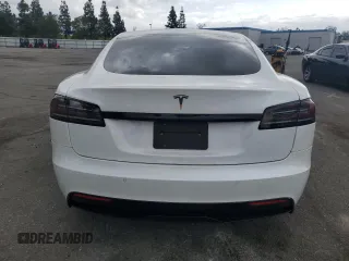 2022 Tesla Model S with VIN 5YJSA1E53NF492855, listed as a Copart auction lot 54545185 with 62,856 mi miles and Salvage title. Bid and sale history available at DreamBid. Image 6.