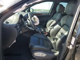 2021 Porsche Macan S with VIN WP1AB2A54MLB32797, listed as a Copart auction lot 57525655 with 30,031 mi miles and Salvage title. Bid and sale history available at DreamBid. Image 7.