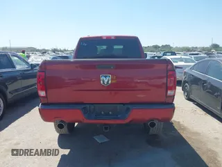 2014 Ram 1500 Express z VIN 1C6RR6FT3ES122128, wystawiony jako IAAI lot #41994152 z przebiegiem 138 624 mil mil oraz . Historia ofert i sprzedaży dostępna na DreamBid. Obrazek 16.