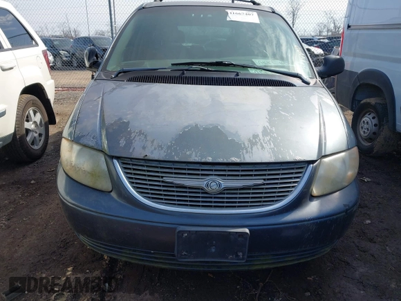 2001 Chrysler Town & Country with VIN 2C8GP44391R336922, listed as a IAAI auction lot 41667407 with 283,359 mi miles and . Bid and sale history available at DreamBid. Image 15.