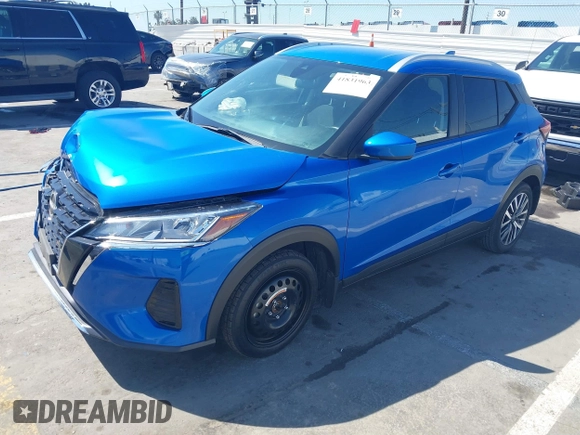 2022 Nissan Kicks SV with VIN 3N1CP5CV7NL509481, listed as a IAAI auction lot 41831963 with 29,977 mi miles. Bid and sale history available at carsss.com. Image 2.