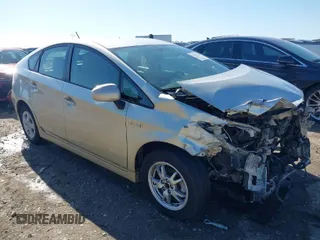 2011 Toyota Prius I with VIN JTDKN3DU1B0257714, listed as a IAAI auction lot 41520228 with 212,646 mi miles. Bid and sale history available at carsss.com. Image 1.