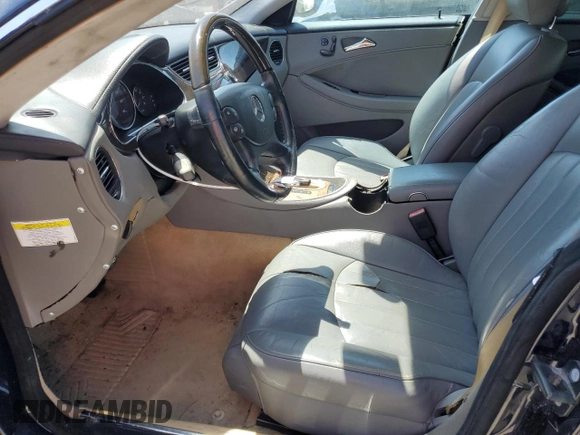 2007 Mercedes-Benz CLS 550 with VIN WDDDJ72X67A105461, listed as a Copart auction lot 53457615 with 9,376 mi miles and Clean title. Bid and sale history available at DreamBid. Image 7.
