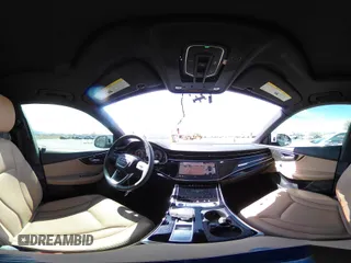 2021 Audi Q8 Prestige z VIN WA1FVAF18MD025027, wystawiony jako IAAI lot #41967700 z przebiegiem 32 992 mil mil oraz . Historia ofert i sprzedaży dostępna na DreamBid. Obrazek 19.